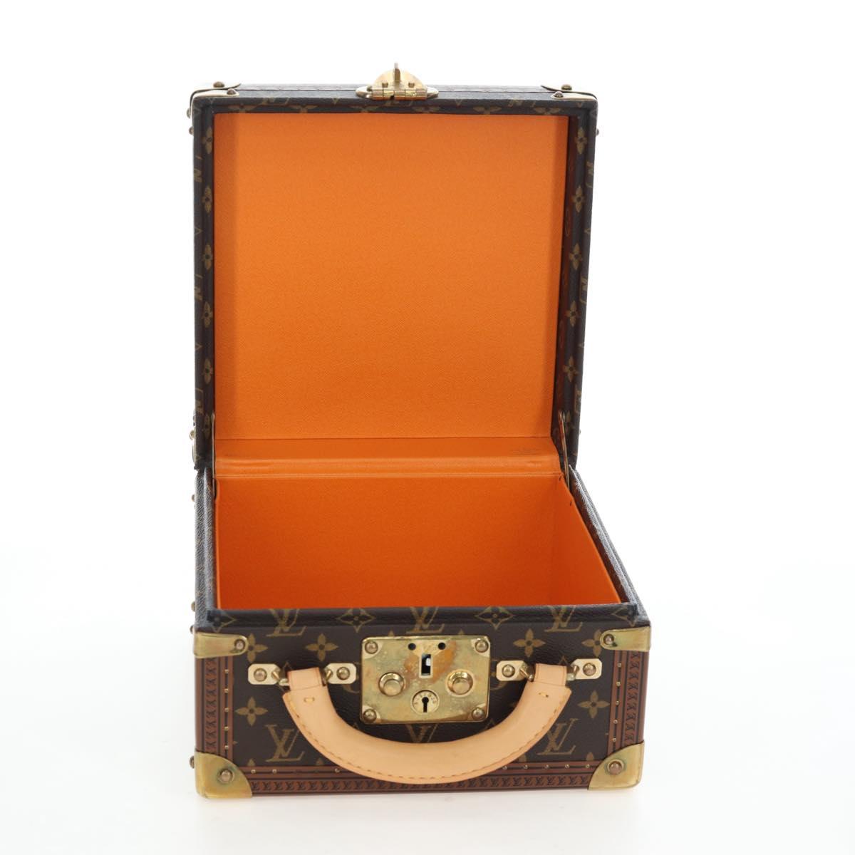 LOUIS VUITTON Monogram Tabor 26 Trunk M47114 LV Auth 195546SV