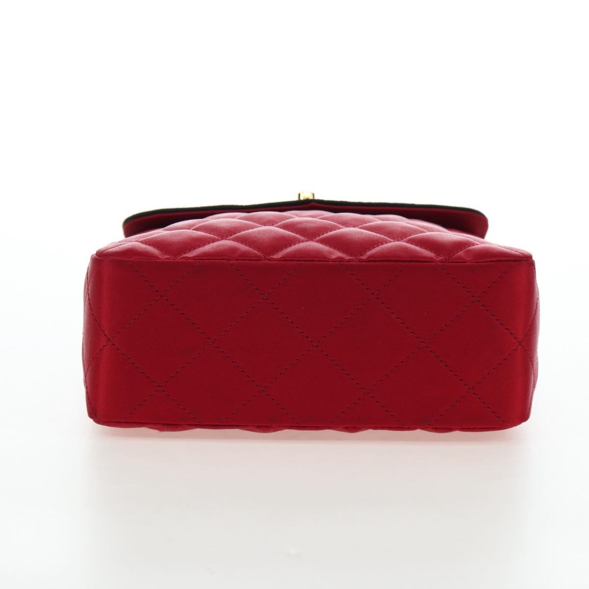 CHANEL Matelasse Chain Shoulder Bag Satin Red Gold CC Auth 195562V