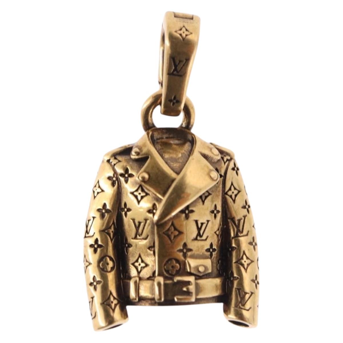 LOUIS VUITTON Charm LV Jacket Charm metal Gold Tone M03076 LV Auth 195618M
