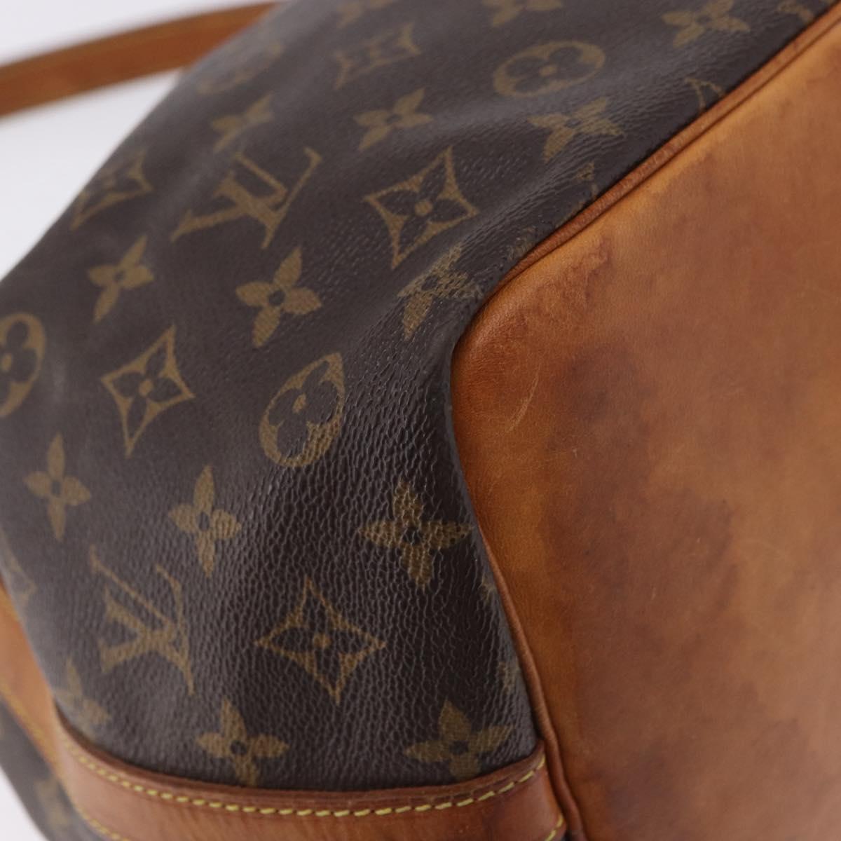 LOUIS VUITTON Monogram Petit Noe Shoulder Bag M42226 LV Auth 195682