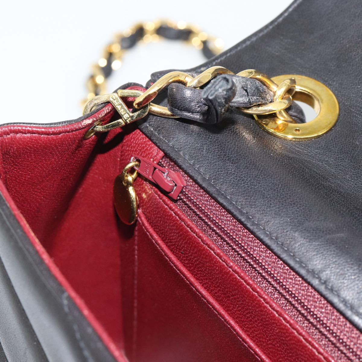 CHANEL V stitch Chain Shoulder Bag Lamb Skin Black Gold CC Auth 195911V