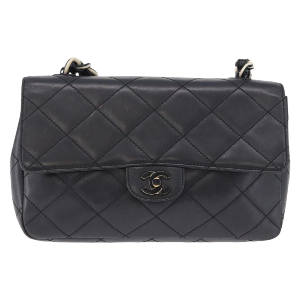 CHANEL Matelasse Chain Shoulder Bag Lamb Skin Black Silver CC Auth 195960A