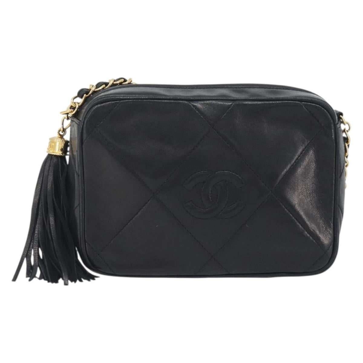 CHANEL Matelasse Chain Shoulder Bag Lamb Skin Gold Black CC Auth 195961V