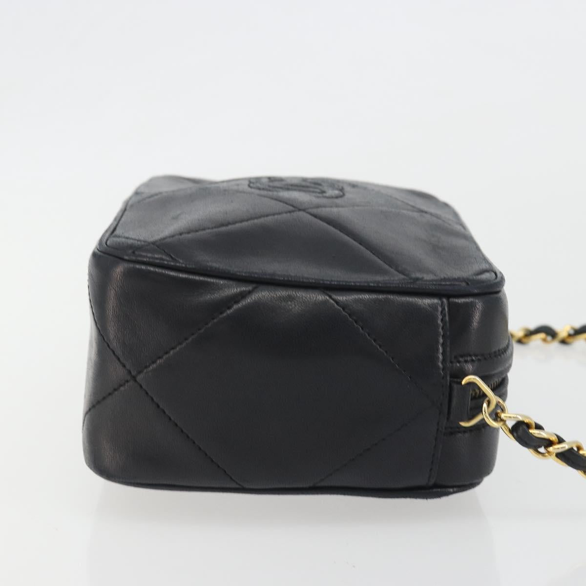 CHANEL Matelasse Chain Shoulder Bag Lamb Skin Gold Black CC Auth 195961V
