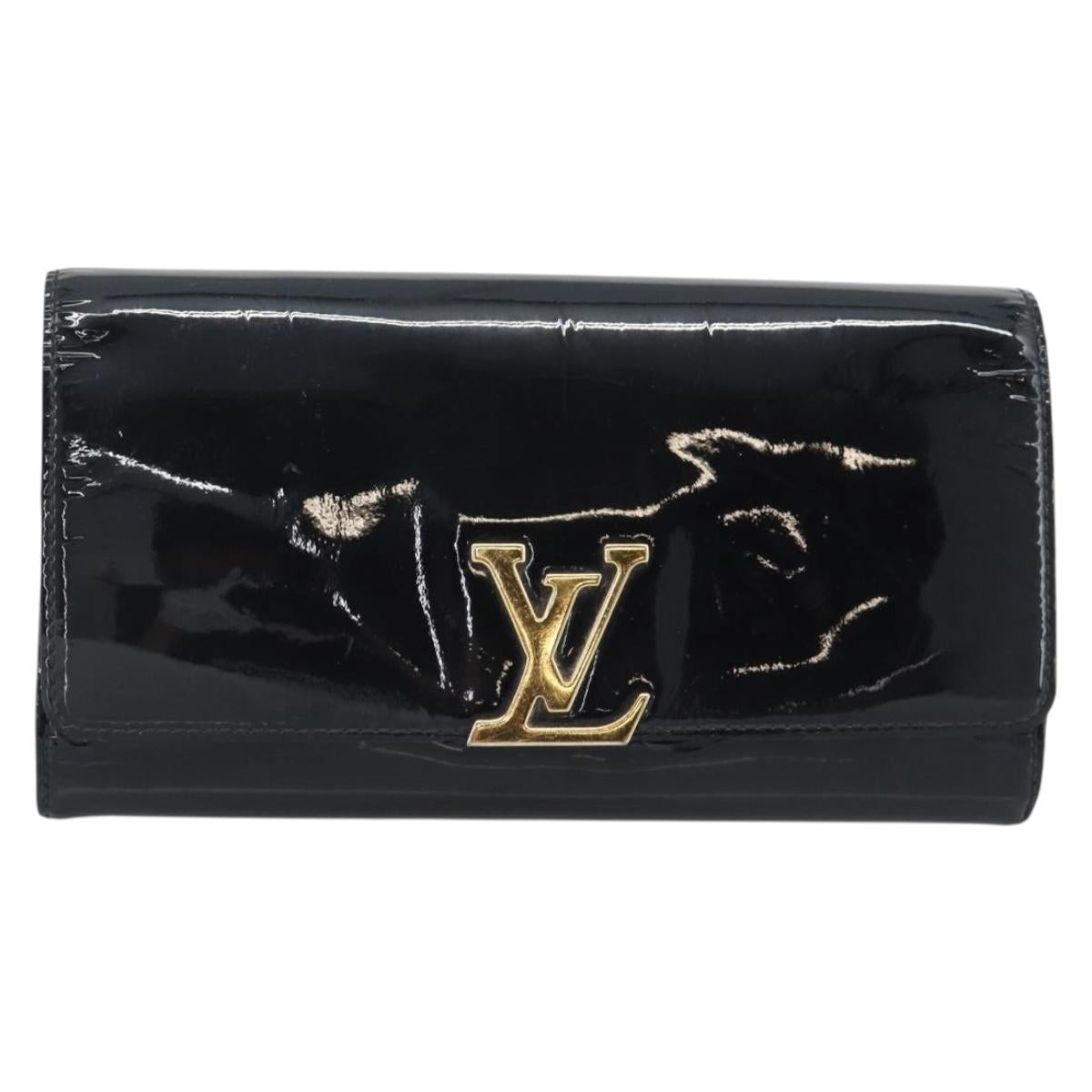 LOUIS VUITTON Pochette Louise EW Bag Patent leather Black M51634 LV Auth 196020