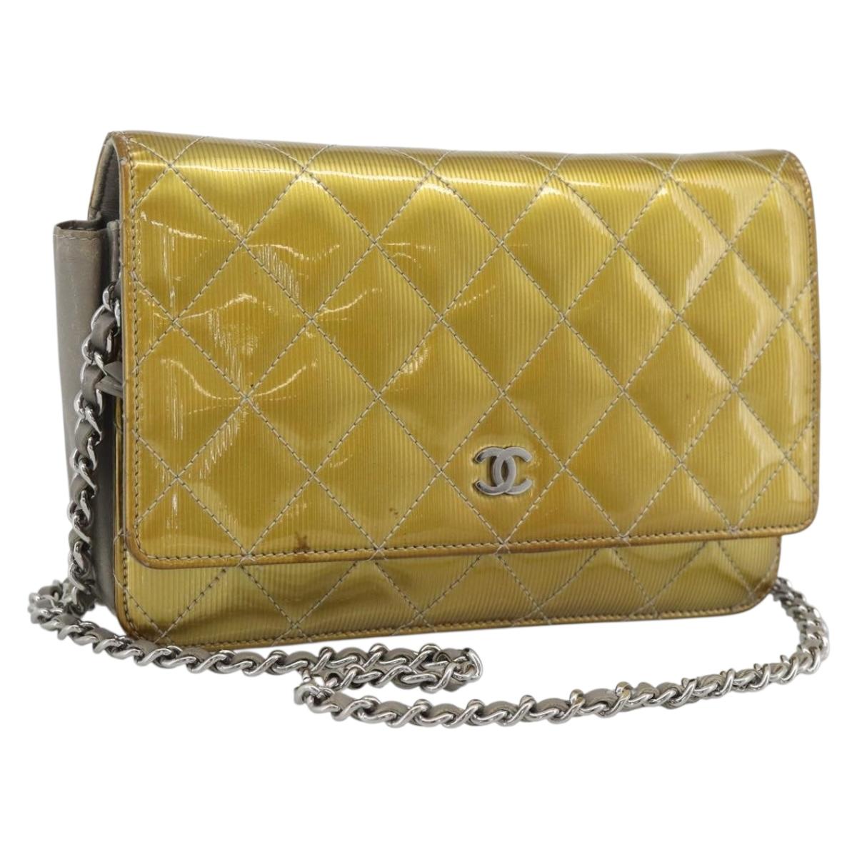 CHANEL Matelasse Chain Shoulder Wallet Patent Gold Silver CC Auth 196109
