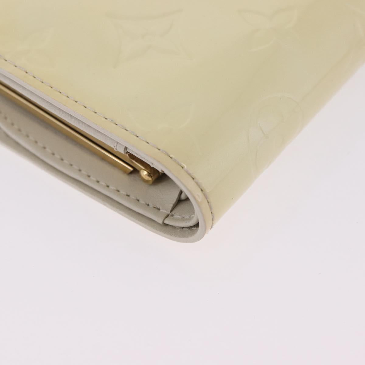 LOUIS VUITTON Vernis Porte Monnaie Viennois Patent leather M91363 LV Auth 196113