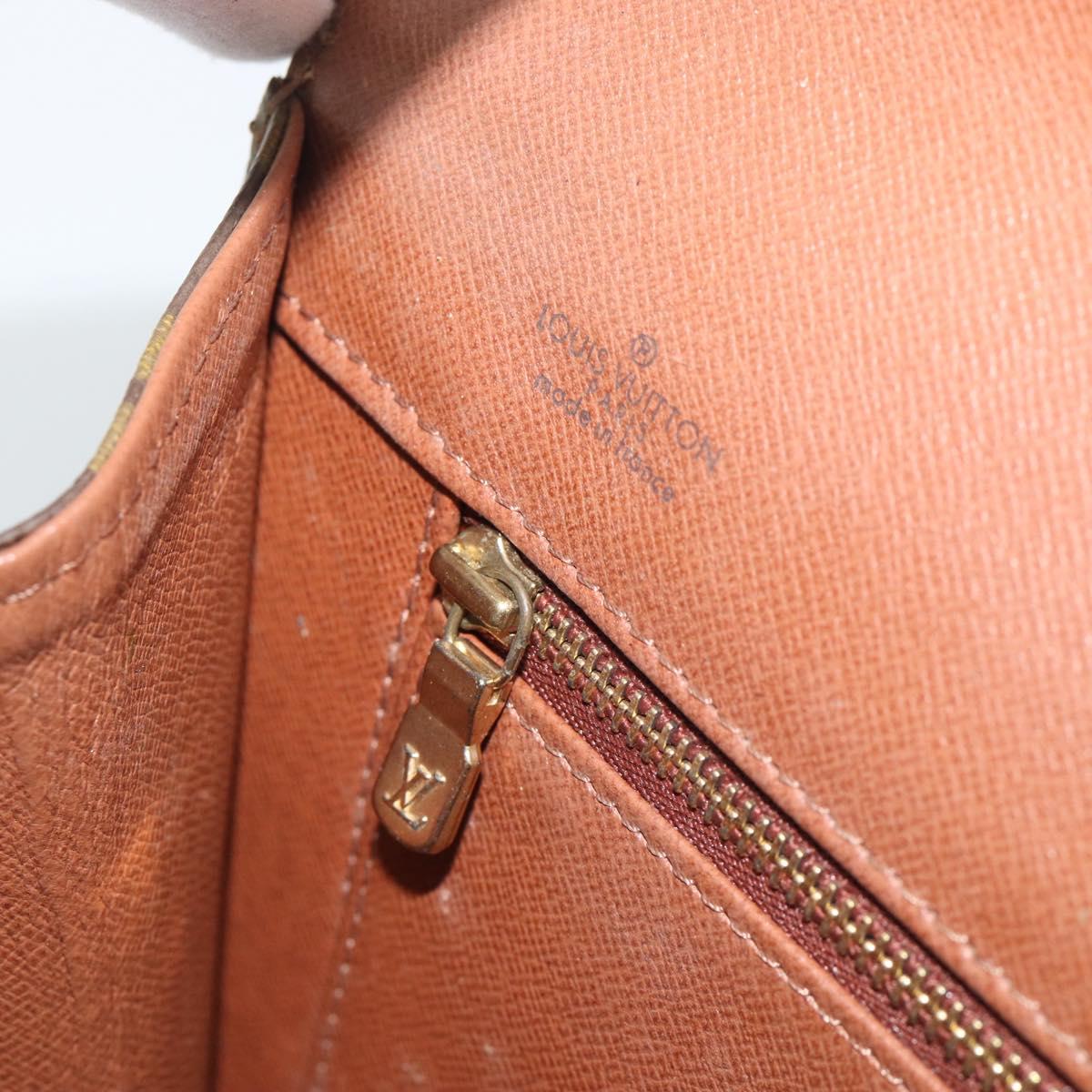 LOUIS VUITTON Monogram Pochette Dam Clutch Bag M51810 LV Auth 196174
