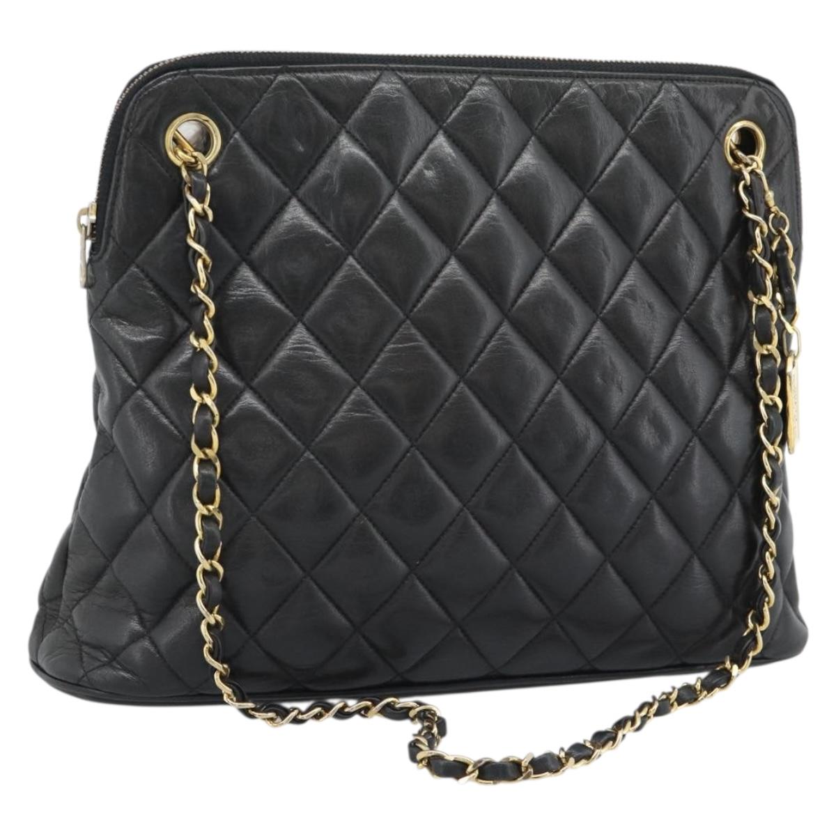 CHANEL Matelasse Chain Shoulder Bag Lamb Skin Black Gold Tone CC Auth 196177