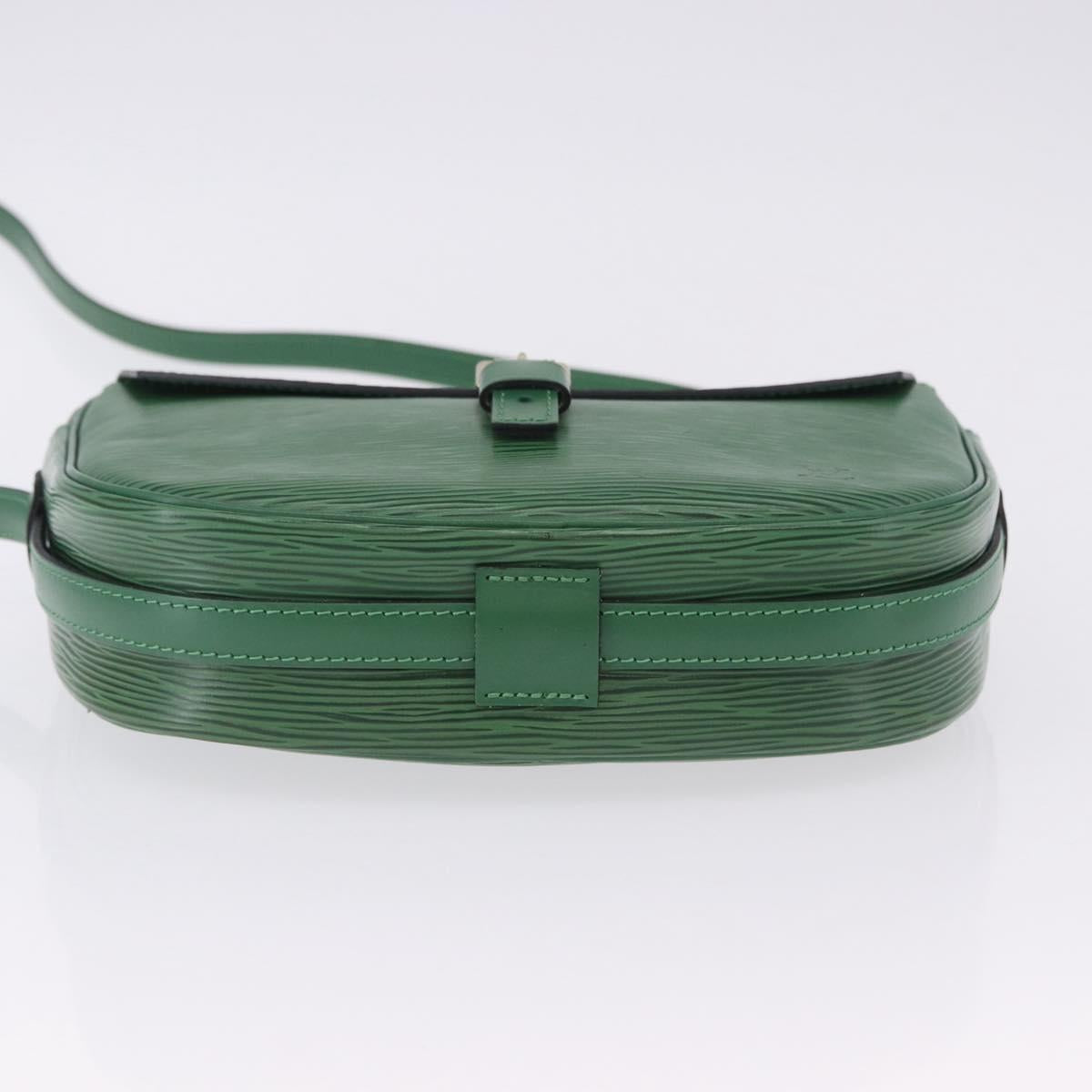 LOUIS VUITTON Epi Jeune Fille MM Shoulder Bag Green M52154 LV Auth 196197V