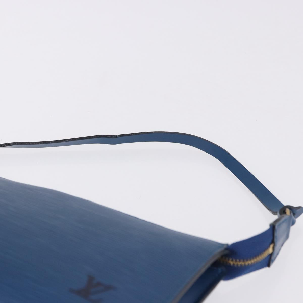 LOUIS VUITTON Epi Pochette Accessoires Pouch Blue M52985 LV Auth 196311