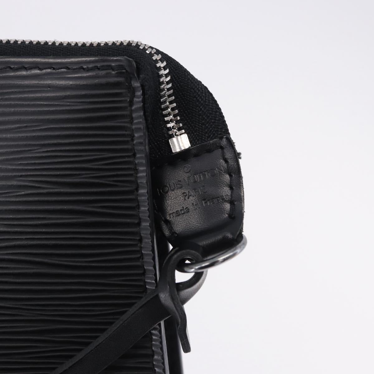 LOUIS VUITTON Epi Pochette Accessoires Pouch Black M52982 LV Auth 196312V