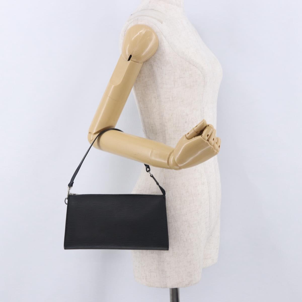 LOUIS VUITTON Epi Pochette Accessoires Pouch Black M52982 LV Auth 196312V