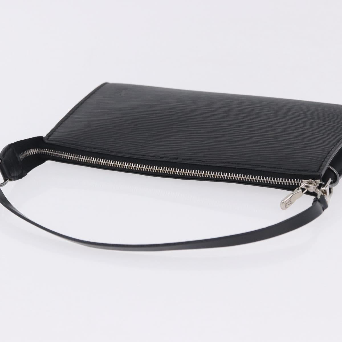 LOUIS VUITTON Epi Pochette Accessoires Pouch Black M52982 LV Auth 196312V