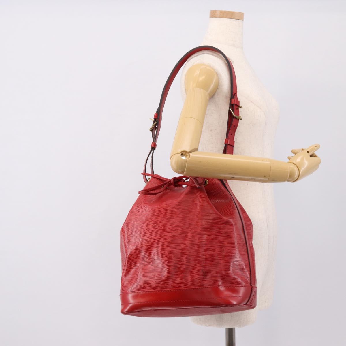LOUIS VUITTON Epi Noe Shoulder Bag Red M44007 LV Auth 196315