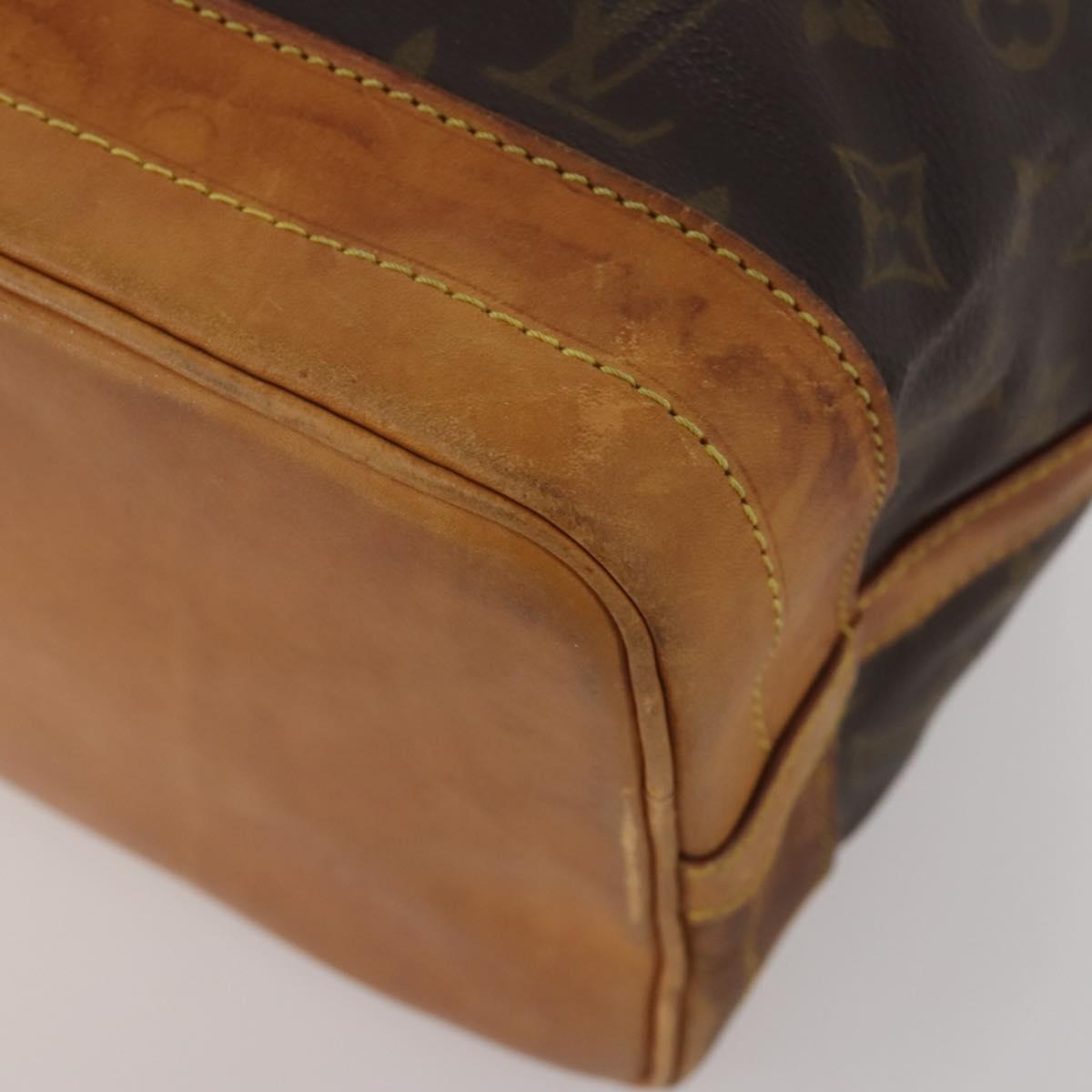 LOUIS VUITTON Monogram Petit Noe Shoulder Bag M42226 LV Auth 196342