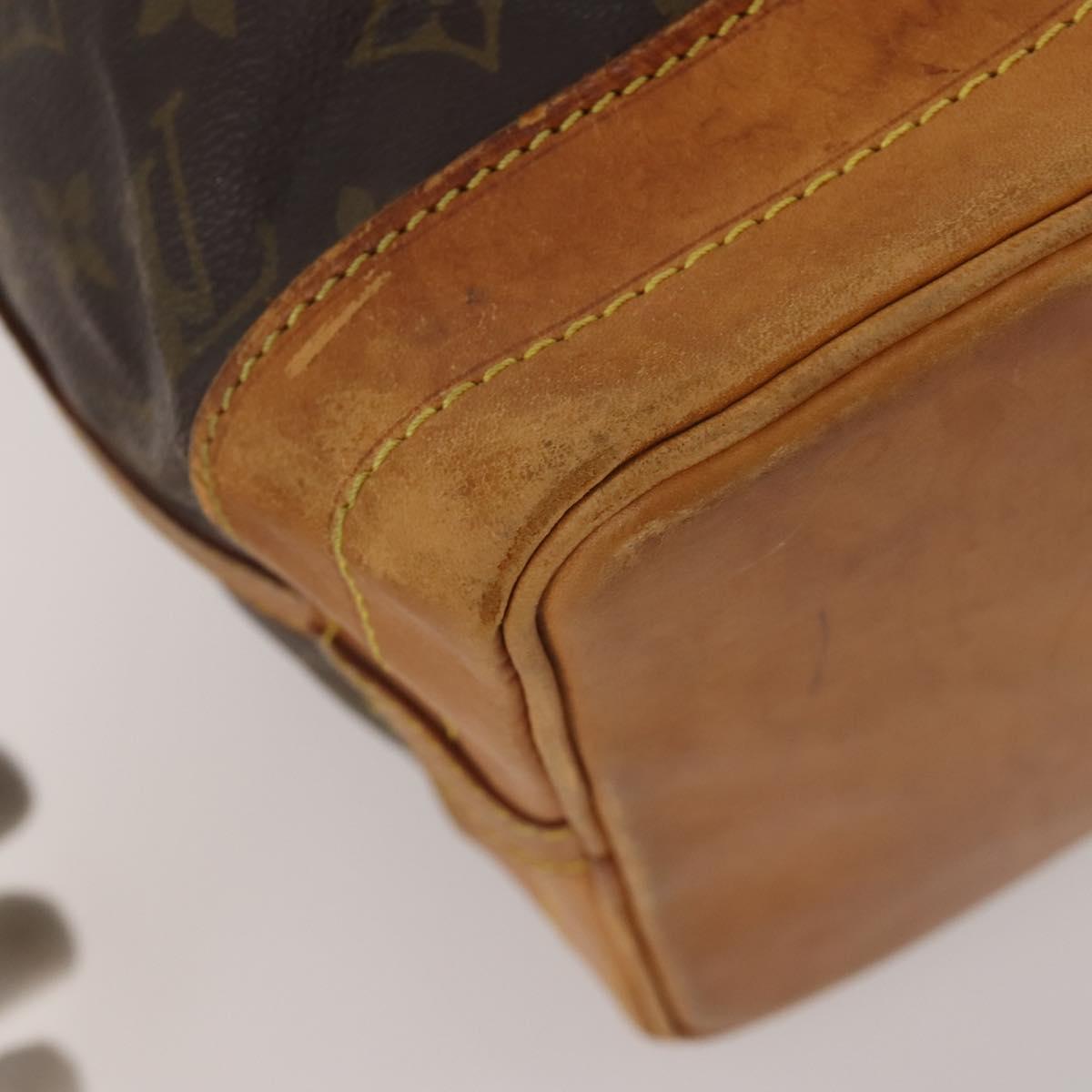 LOUIS VUITTON Monogram Petit Noe Shoulder Bag M42226 LV Auth 196342