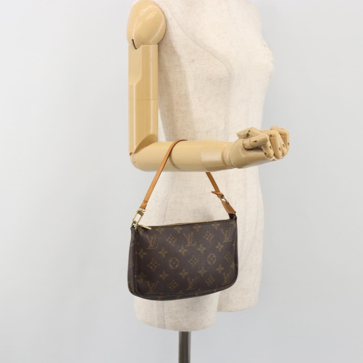LOUIS VUITTON Monogram Pochette Accessoires Pouch M51980 LV Auth 196347