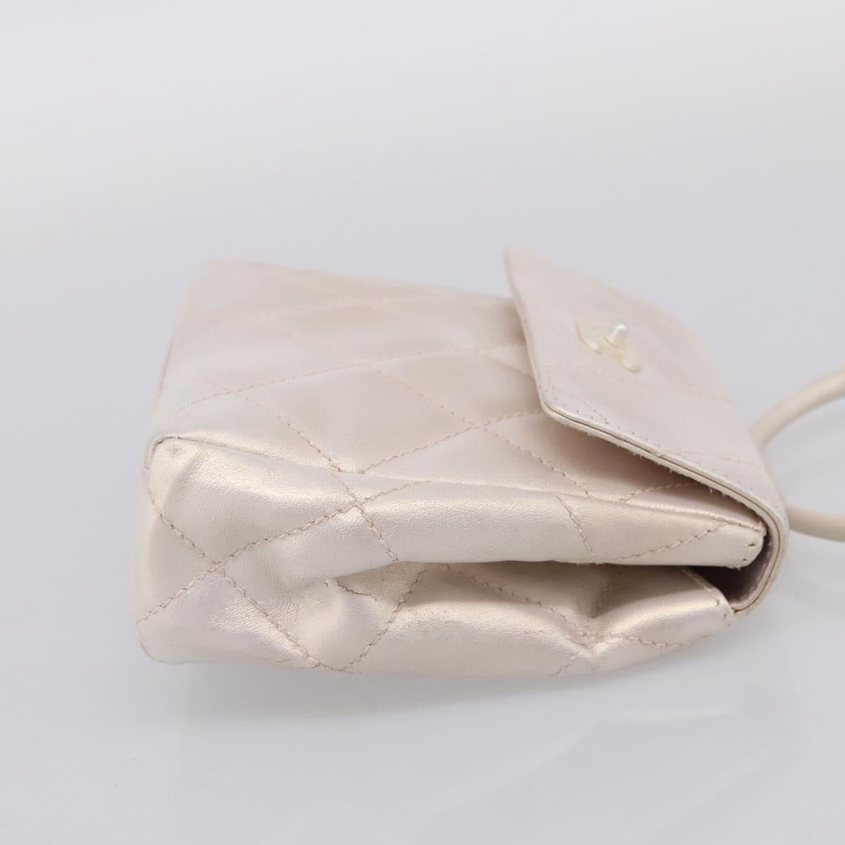 CHANEL Matelasse Hand Bag Leather White CC Auth 196360M