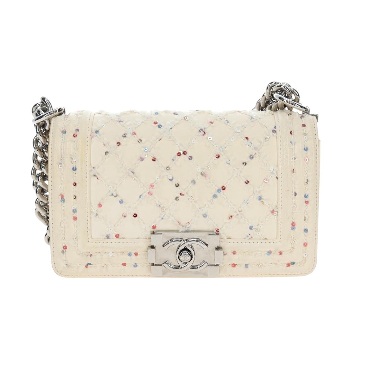 CHANEL Matelasse Boy Chanel Chain Bag Leather White Silver CC Auth 196378M