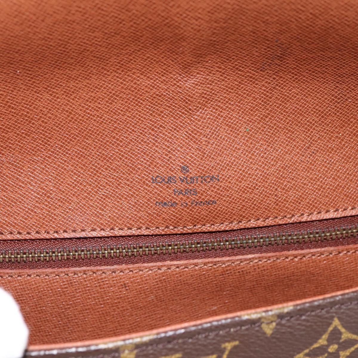 LOUIS VUITTON Monogram Saint Cloud GM Shoulder Bag M51242 LV Auth 196405A