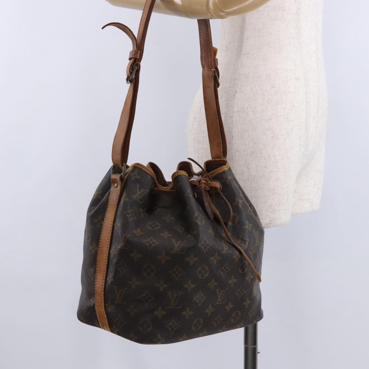 LOUIS VUITTON Monogram Petit Noe Shoulder Bag M42226 LV Auth 196422