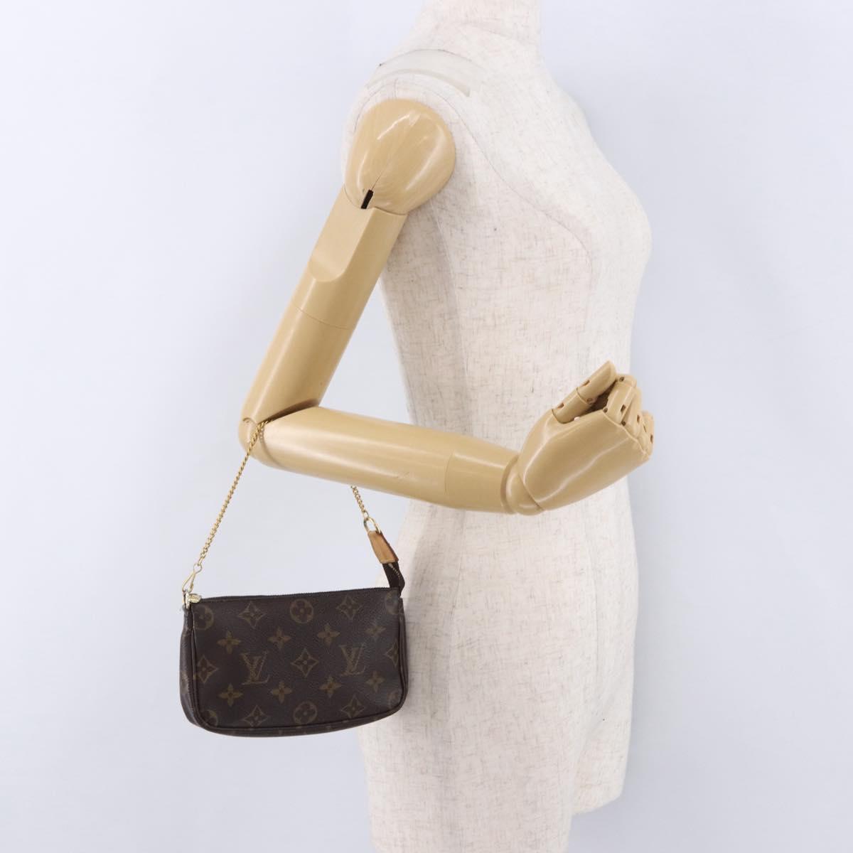 LOUIS VUITTON Monogram Mini Pochette Accessoires Pouch M58009 LV Auth 196464A