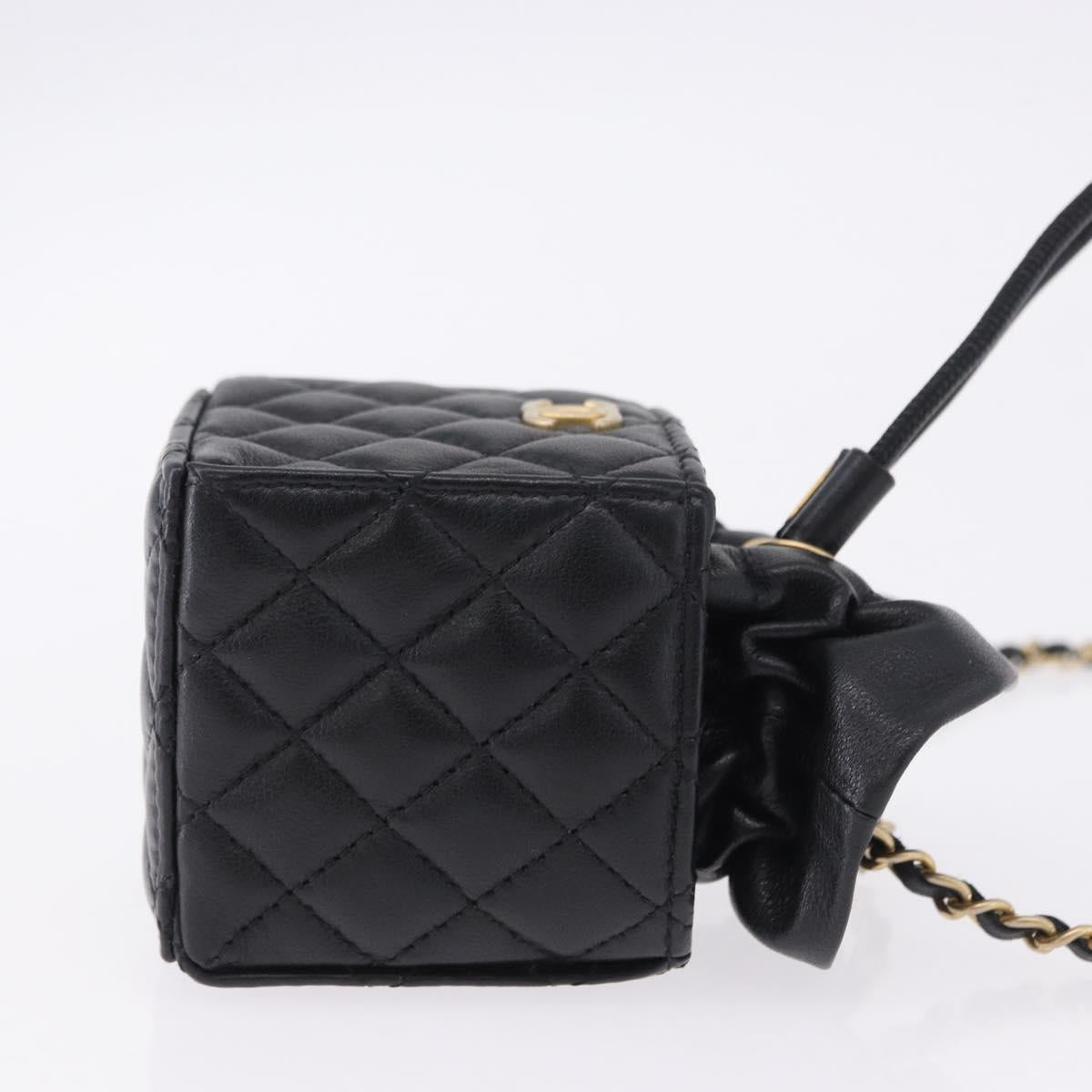 CHANEL Matelasse Chain Shoulder Pouch Lamb Skin Black Gold Tone CC Auth 196469M