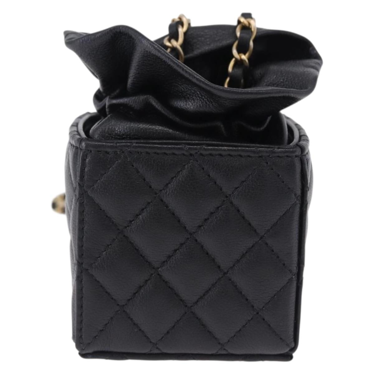 CHANEL Matelasse Chain Shoulder Pouch Lamb Skin Black Gold Tone CC Auth 196470M