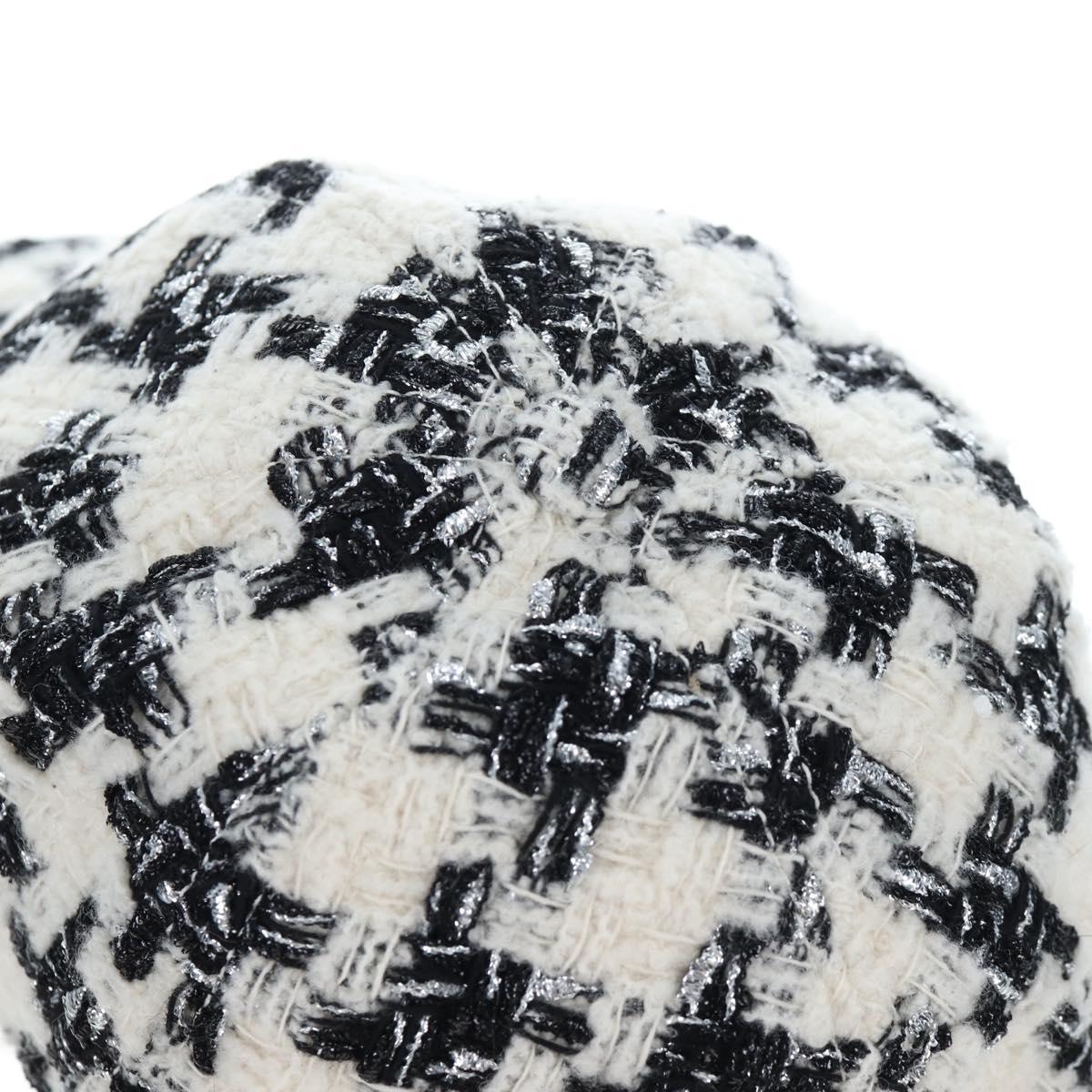 CHANEL COCO Mark Cap Tweed M White CC Auth 196483SAM
