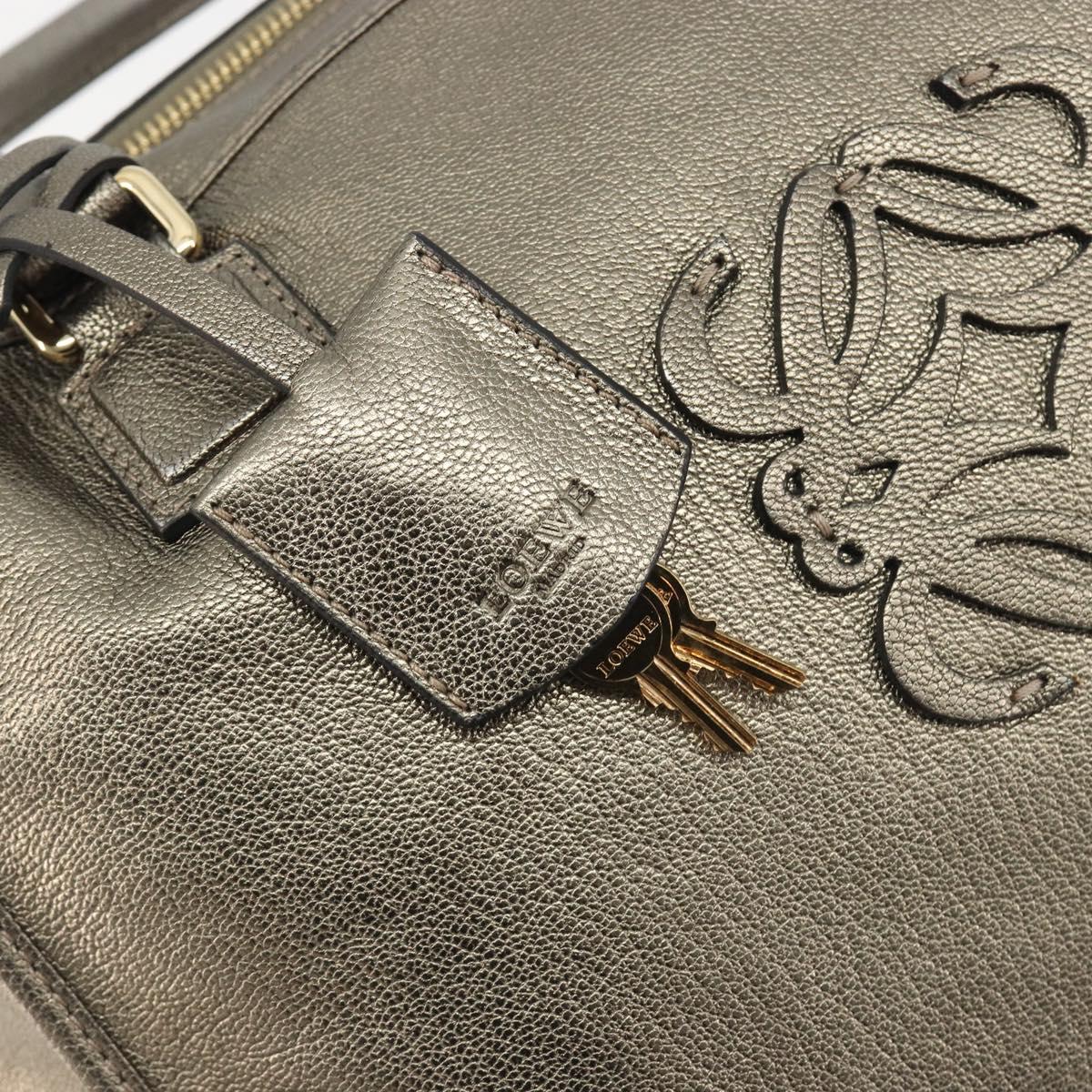LOEWE Amazon 34 Hand Bag Leather Gold Auth 196701V
