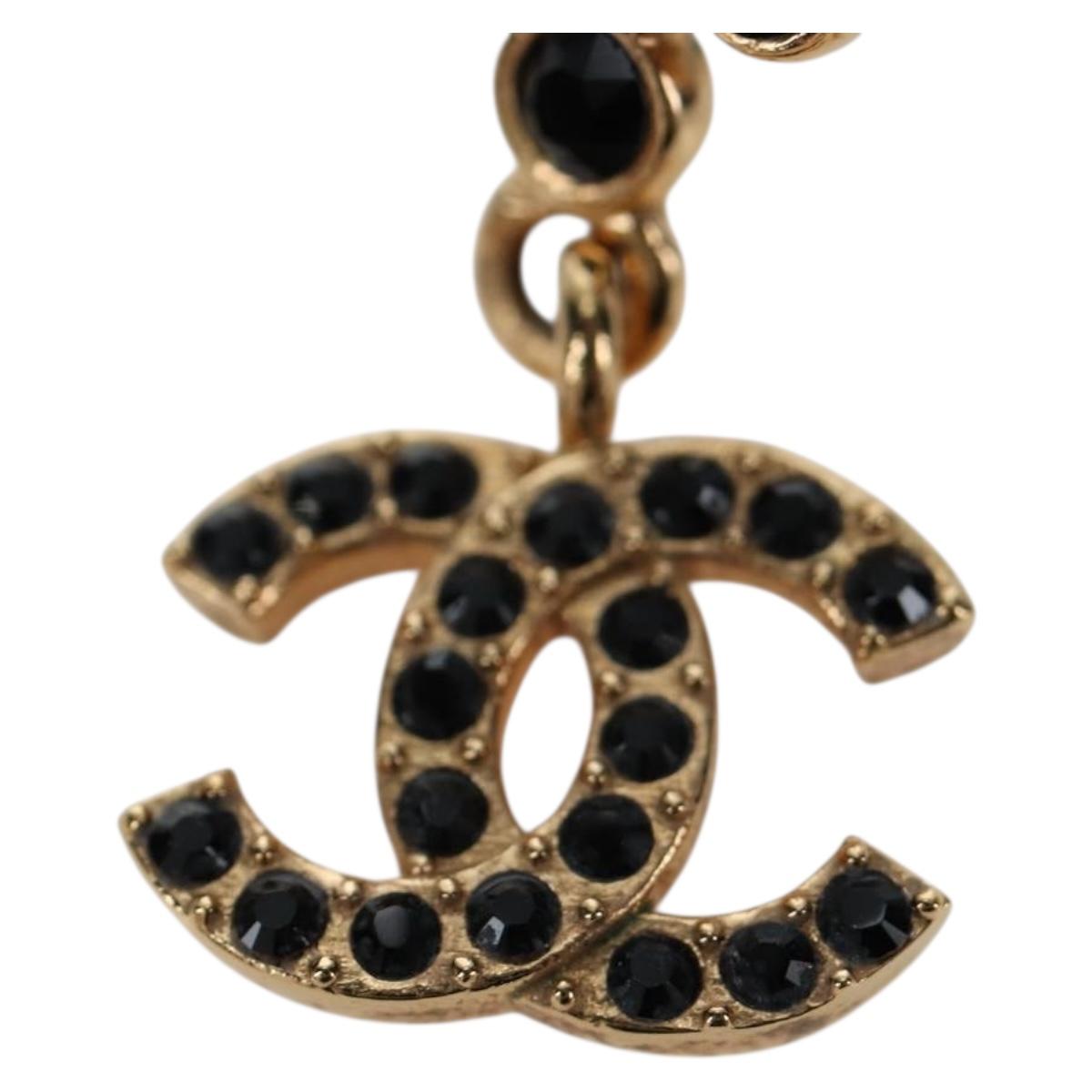 CHANEL COCO Mark Pierce Metal Gold Tone CC Auth 196718M