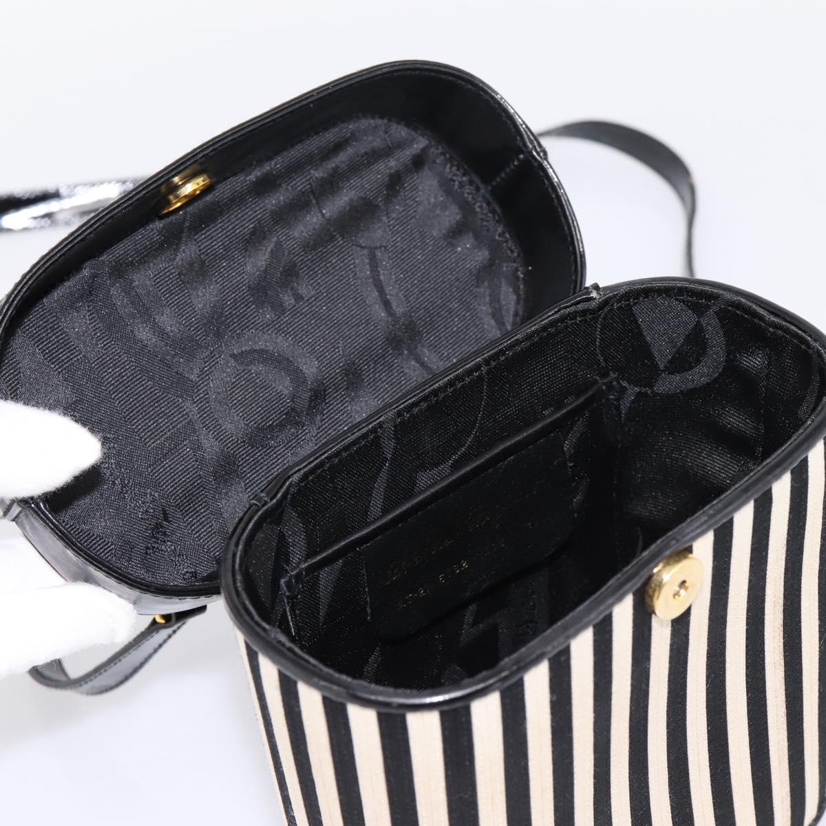 Salvatore Ferragamo Gancini Hand Bag Patent leather 2way Black Gold Auth 196764