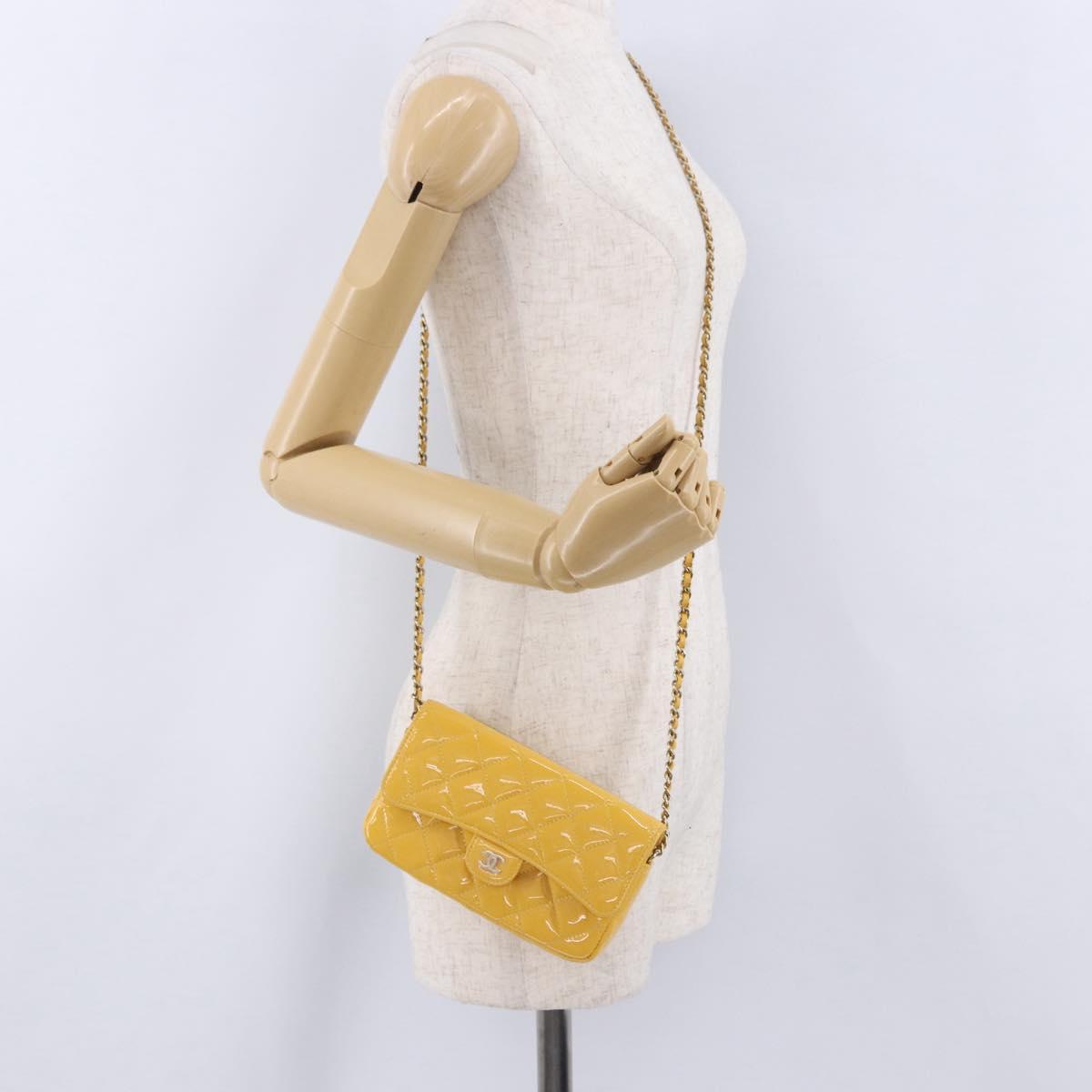 CHANEL COCO Mark Chain Shoulder Bag Patent leather Yellow Gold CC Auth 196819SAM