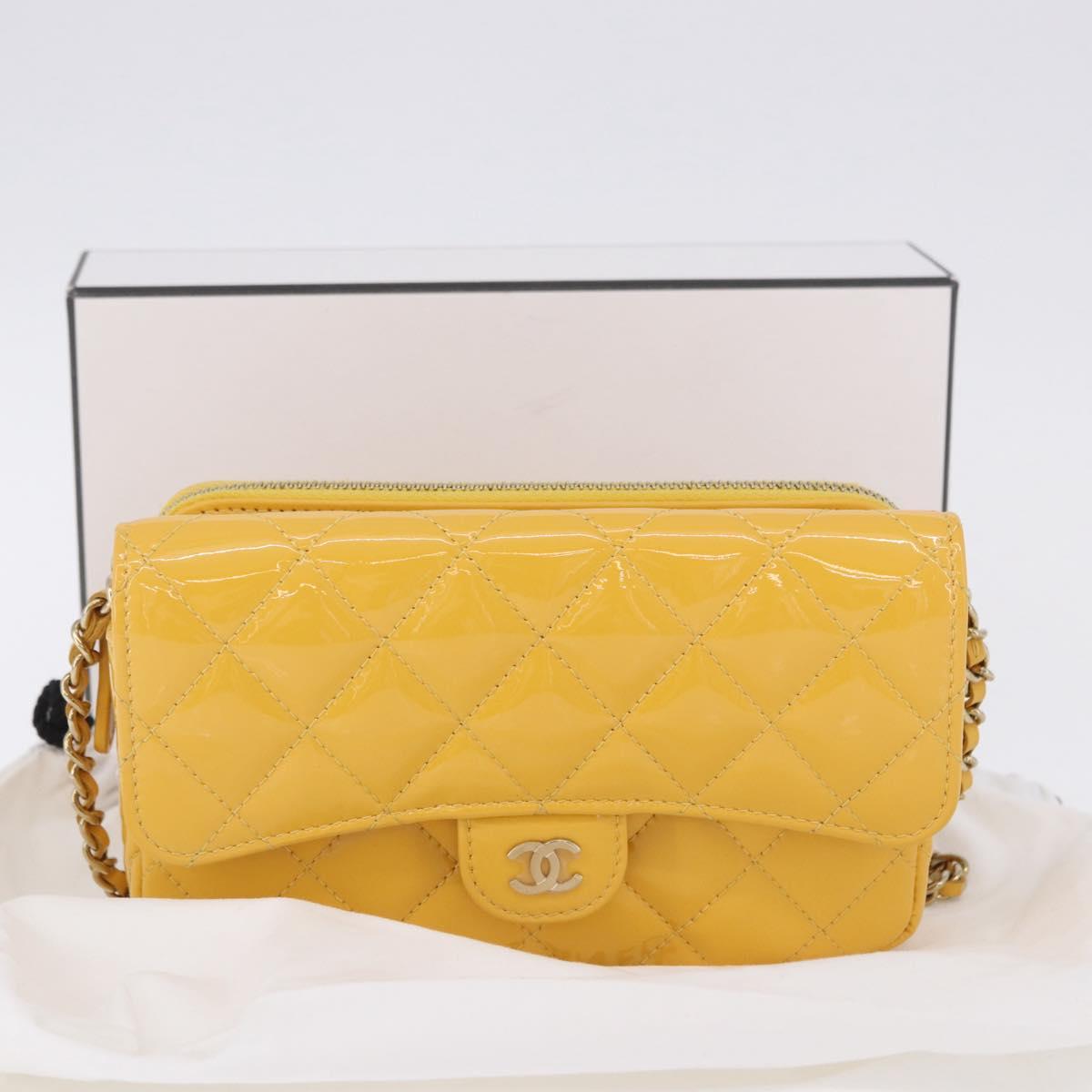 CHANEL COCO Mark Chain Shoulder Bag Patent leather Yellow Gold CC Auth 196819SAM