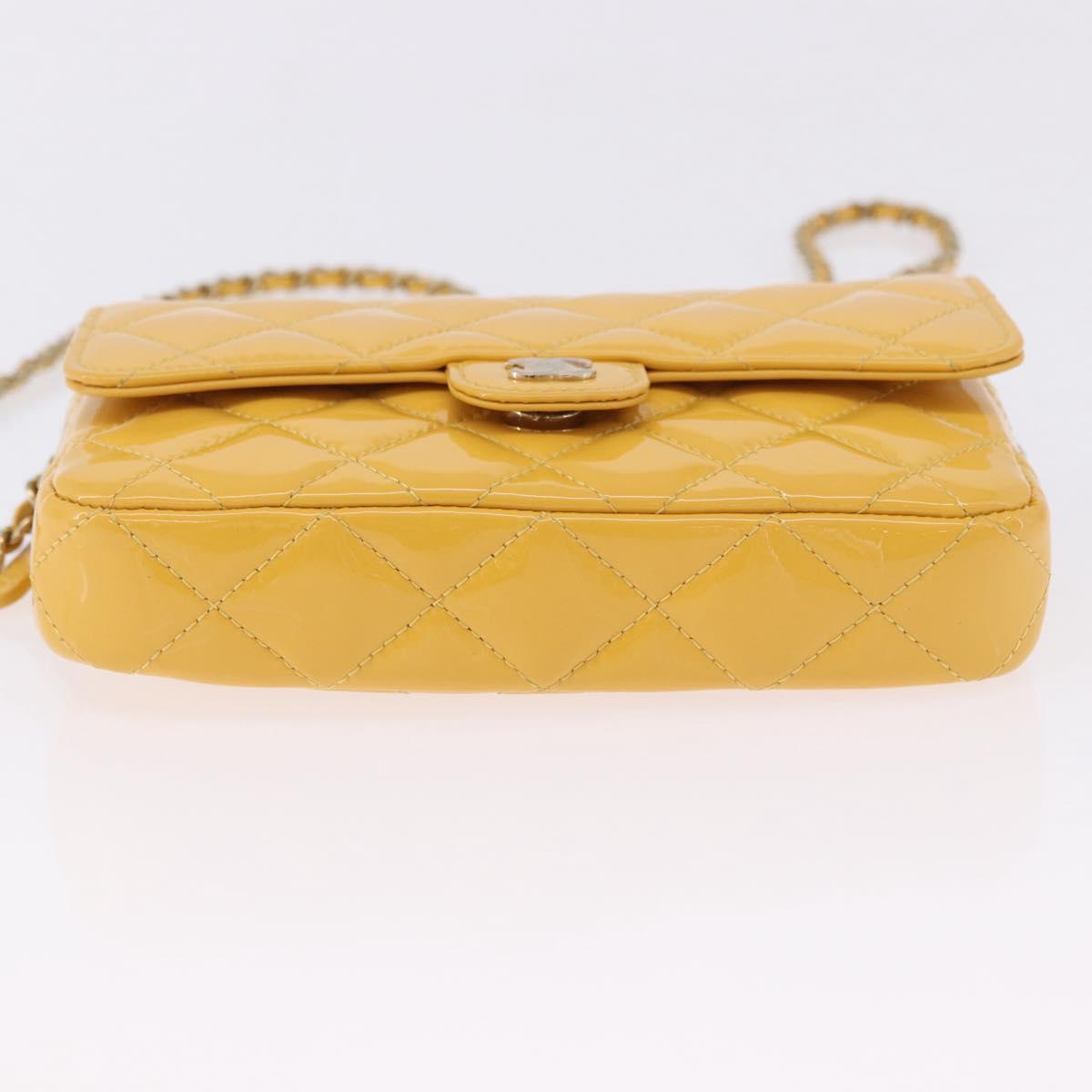 CHANEL COCO Mark Chain Shoulder Bag Patent leather Yellow Gold CC Auth 196819SAM