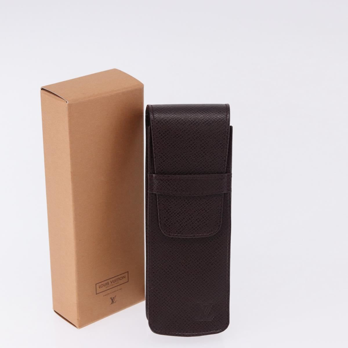 LOUIS VUITTON Taiga Dog Solo Pen Case Acajou LV Auth 196820A