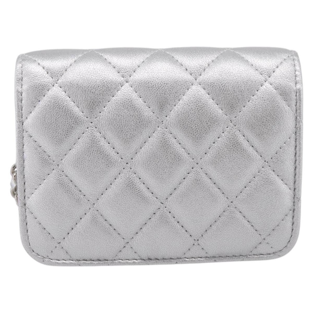 CHANEL Matelasse Chain Shoulder Bag Lamb Skin Navy CC Auth 196832SAM