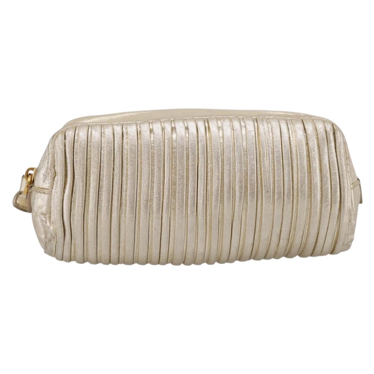 Miu Miu Matelasse Clutch Bag Leather Gold Auth 196981A