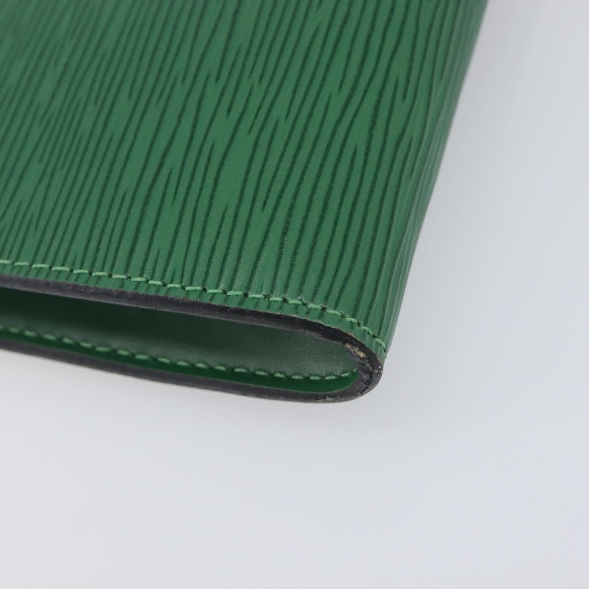 LOUIS VUITTON Epi Pochette Accessoires Pouch Green M52984 LV Auth 196982A