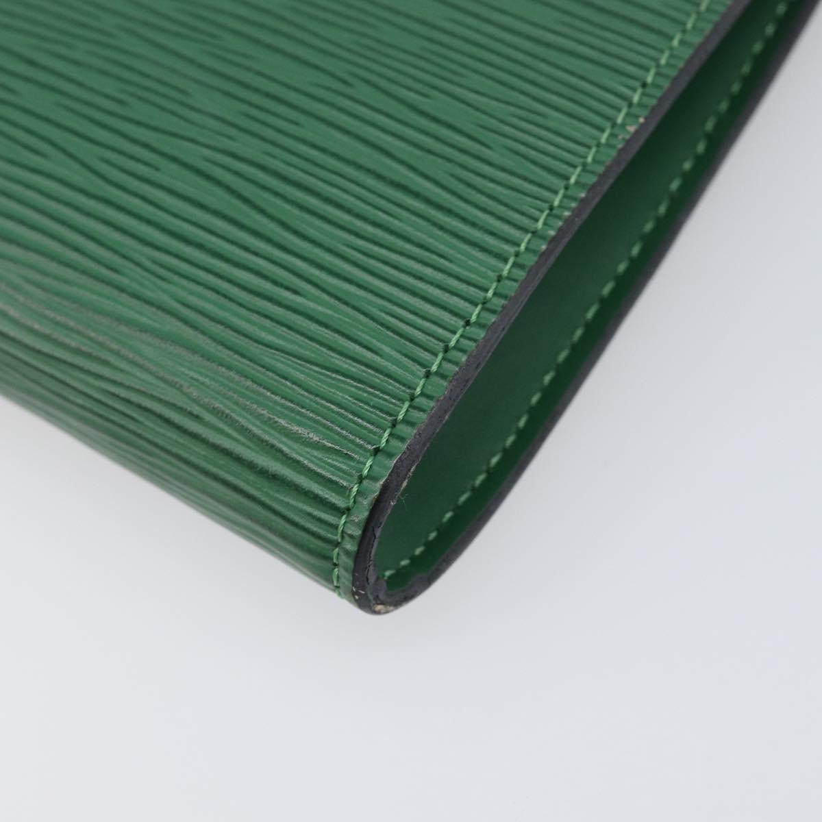LOUIS VUITTON Epi Pochette Accessoires Pouch Green M52984 LV Auth 196982A
