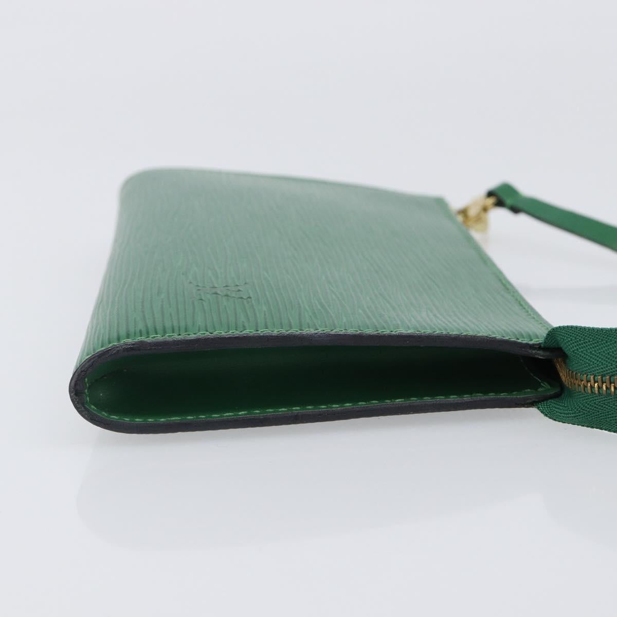LOUIS VUITTON Epi Pochette Accessoires Pouch Green M52984 LV Auth 196982A