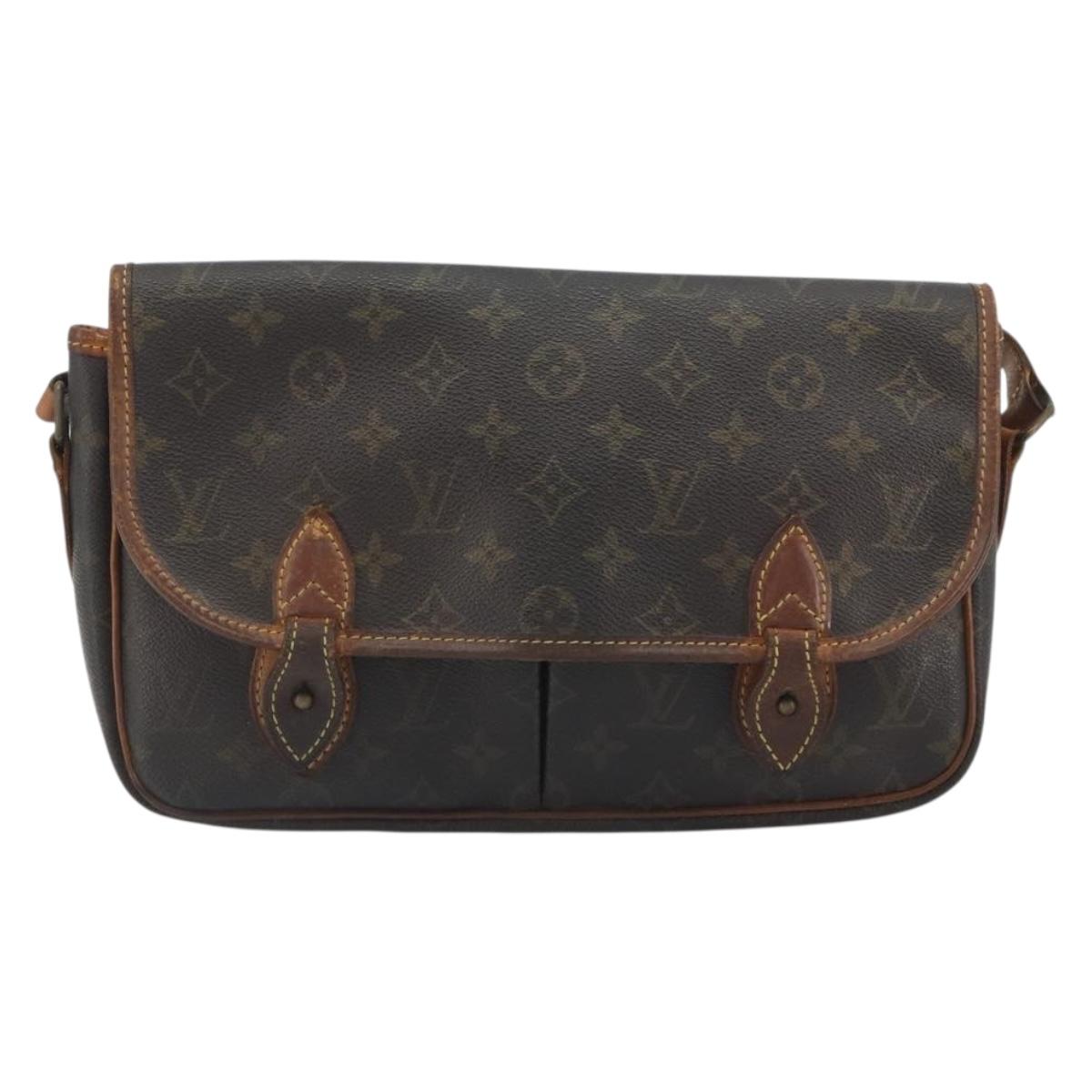 LOUIS VUITTON Monogram Gibeciere MM Shoulder Bag M42247 LV Auth 197052