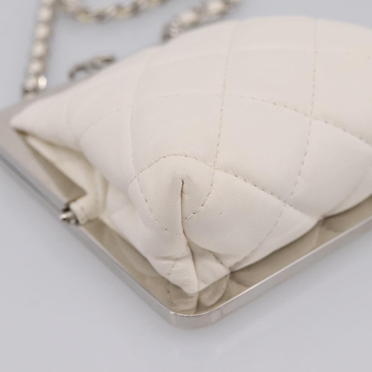 CHANEL Matelasse Chain Shoulder Pouch Lamb Skin White Silver CC Auth 197151M