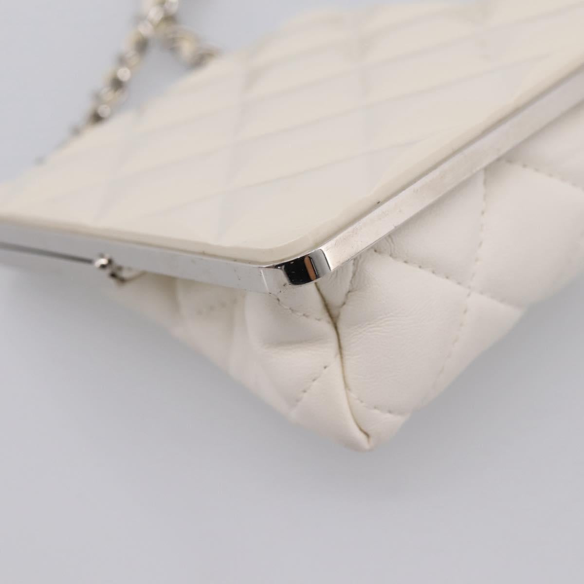 CHANEL Matelasse Chain Shoulder Pouch Lamb Skin White Silver CC Auth 197151M