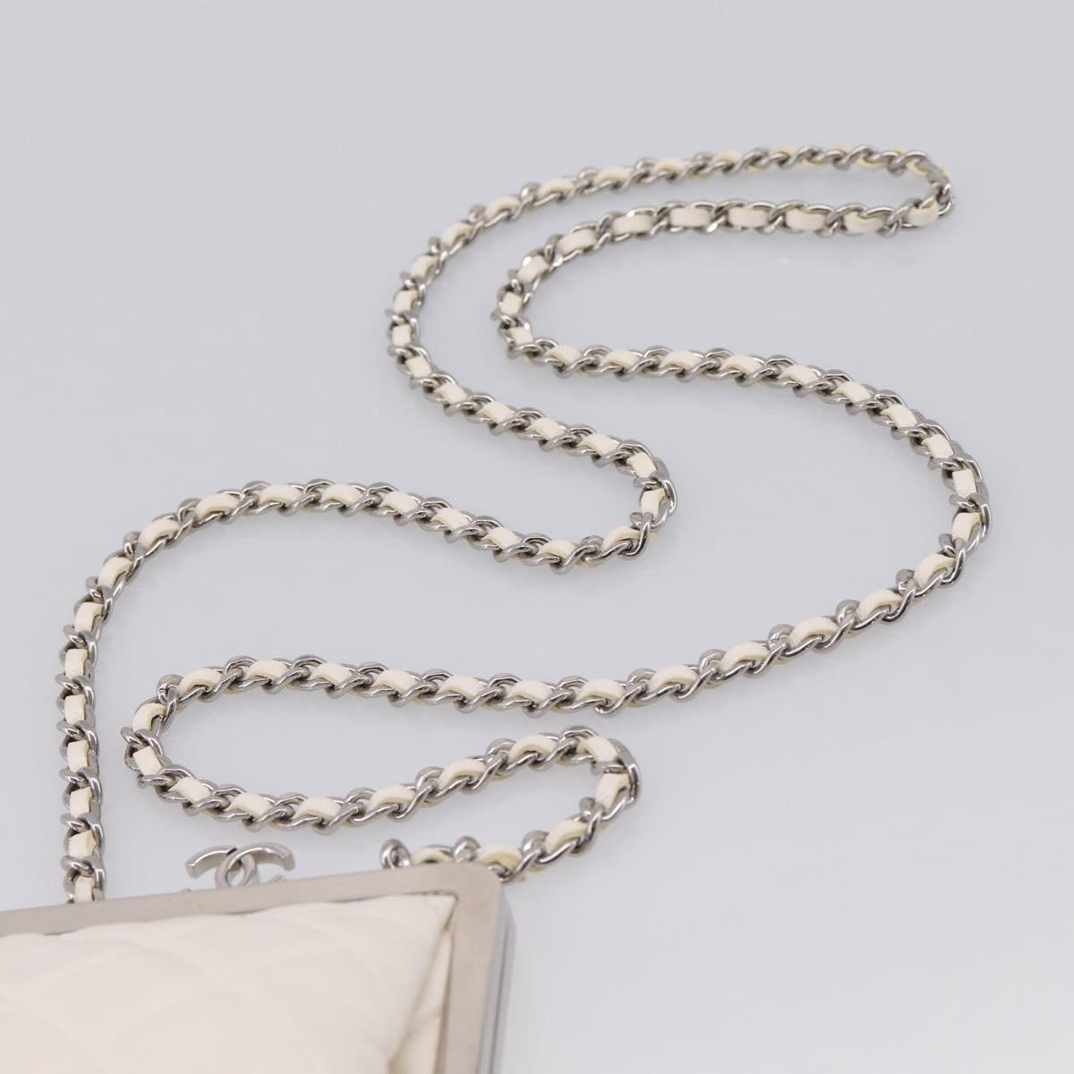 CHANEL Matelasse Chain Shoulder Pouch Lamb Skin White Silver CC Auth 197151M