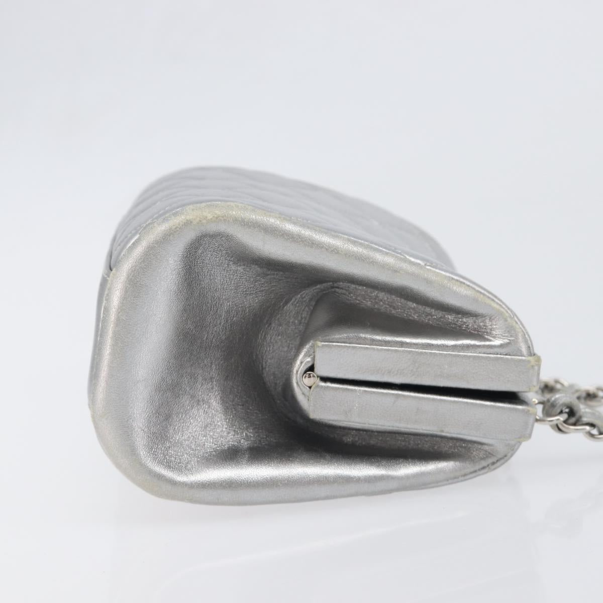 CHANEL Chain Shoulder Pouch Matelasse Leather Silver CC Auth 197202A