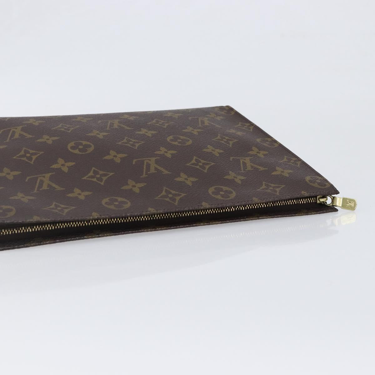 LOUIS VUITTON Monogram Poche Toilette 26 Pouch M47542 LV Auth 197249