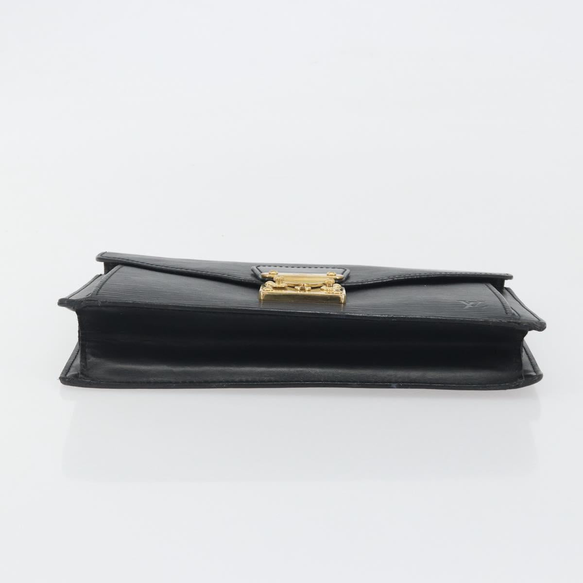 LOUIS VUITTON Epi Serie Dragonne Clutch Bag Black Noir M52612 LV Auth 197453