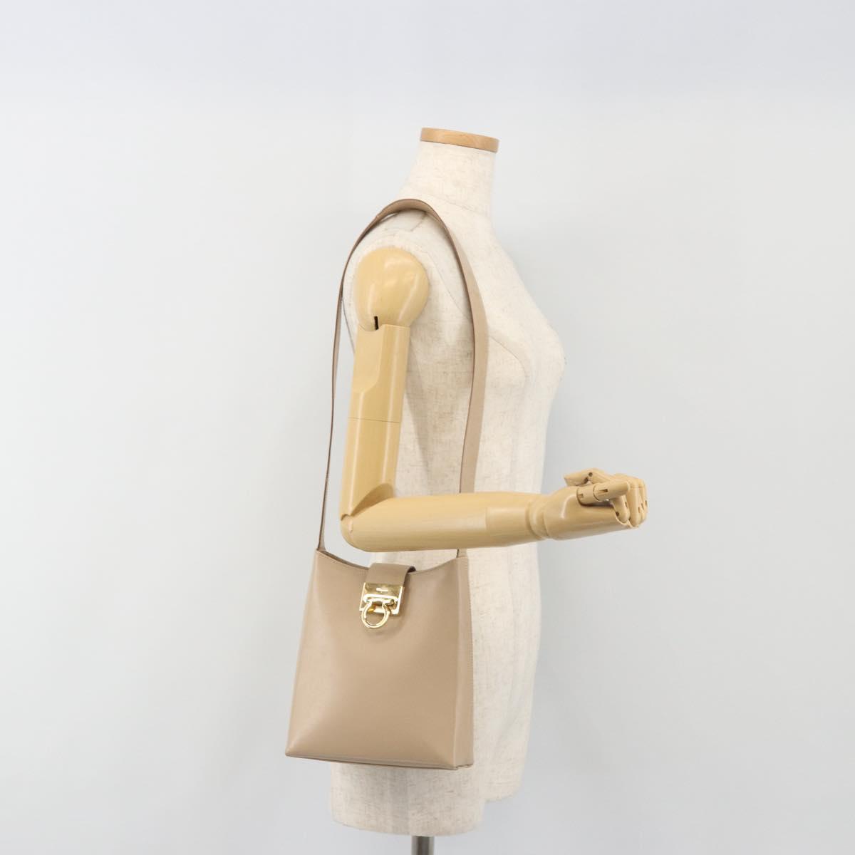 Salvatore Ferragamo Gancini Shoulder Bag Leather Beige Gold Auth 197467